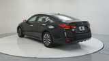 Used 2024 Nissan Altima 2.5 SV image 6