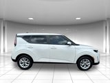 New 2025 Kia Soul LX image 2