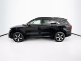 Used 2023 Kia Sorento S image 4