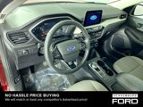 Used 2022 Ford Escape SE w/ SE Sport Appearance Package image 4