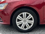 Used 2017 Volkswagen Jetta S image 3