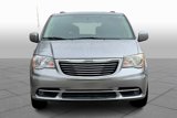 Used 2014 Chrysler Town & Country Touring image 3