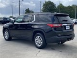 Used 2020 Chevrolet Traverse LT image 3