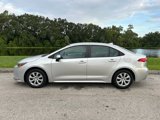 Used 2022 Toyota Corolla LE image 2