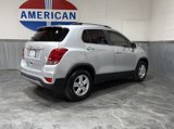 Used 2019 Chevrolet Trax LT w/ LT Convenience Package image 3