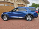 Used 2023 Ford Explorer XLT w/ Equipment Group 202A image 6