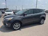 Used 2017 Ford Escape SE image 3