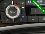 Used 2016 Volkswagen Touareg VR6 image 4