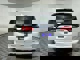 Used 2020 Chrysler Pacifica Limited image 3