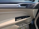 Used 2015 Ford Fusion SE image 5