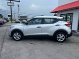 Used 2018 Nissan Kicks S image 4