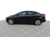 Used 2017 Ford Focus Titanium image 5