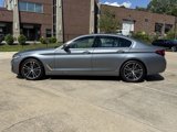 Used 2021 BMW 530i w/ Premium Package image 5