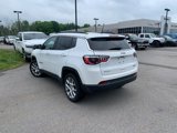 Used 2022 Jeep Compass Latitude image 3