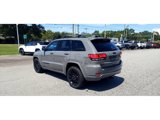 Used 2019 Jeep Grand Cherokee Altitude image 3