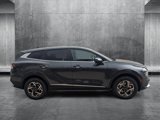 Used 2024 Kia Sportage LX image 4