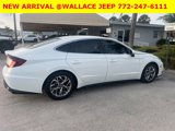 Used 2021 Hyundai Sonata SEL w/ Preferred Accessory Package image 4