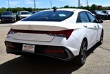 New 2025 Hyundai Elantra SEL image 2