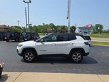 Used 2022 Jeep Compass Trailhawk w/ Trailhawk Elite Group image 5