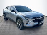 Used 2025 Chevrolet Trax RS image 3