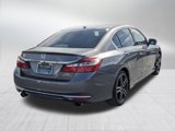 Used 2017 Honda Accord Touring image 5