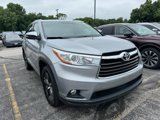Used 2016 Toyota Highlander XLE image 3