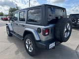 Used 2018 Jeep Wrangler Unlimited Sahara image 4