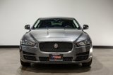 Used 2017 Jaguar XE Premium image 3