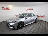Used 2023 Toyota Camry SE image 4