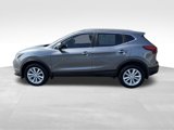 Used 2017 Nissan Rogue Sport SV image 2