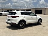 Used 2021 Kia Sportage LX image 5