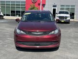 Used 2022 Chrysler Voyager LX image 2