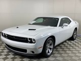 Used 2022 Dodge Challenger SXT image 3