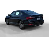 Certified 2021 Volkswagen Jetta SE w/ SE Cold Weather Package image 3