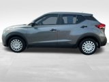 Used 2020 Nissan Kicks S image 2