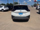 Used 2023 Nissan Rogue SV image 5