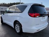 Used 2023 Chrysler Voyager LX image 3