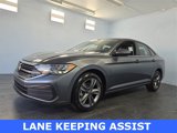 Used 2022 Volkswagen Jetta SE image 4