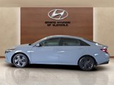 Used 2023 Hyundai Elantra SEL image 3