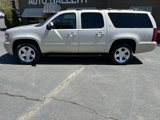 Used 2013 Chevrolet Suburban LT image 2