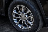Used 2021 Jeep Cherokee Latitude Lux w/ Sun & Sound Group image 3