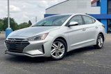 Used 2020 Hyundai Elantra SEL image 2