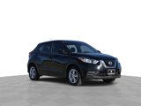Used 2020 Nissan Kicks S image 2