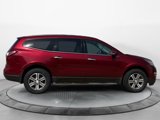 Used 2017 Chevrolet Traverse LT image 2