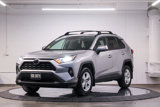 Used 2019 Toyota RAV4 XLE image 3