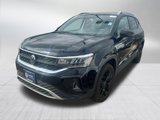 Certified 2022 Volkswagen Taos SE w/ Panoramic Sunroof Package image 2