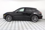 Certified 2025 Porsche Macan Turbo image 2