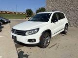 Used 2017 Volkswagen Tiguan Sport image 2