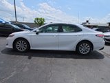 Used 2020 Toyota Camry LE image 4