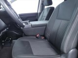 Used 2017 Nissan Titan SV image 4